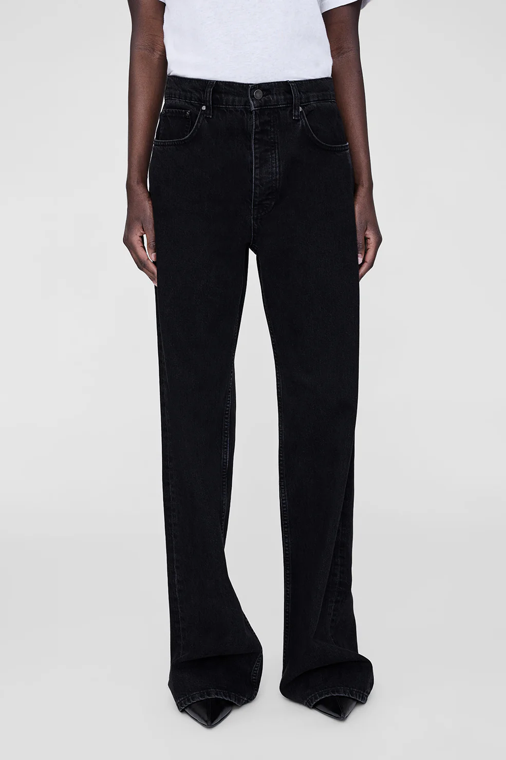1058-hugh-jean-34-vintage-black-3.webp Hugh Jean 34" - Vintage Black