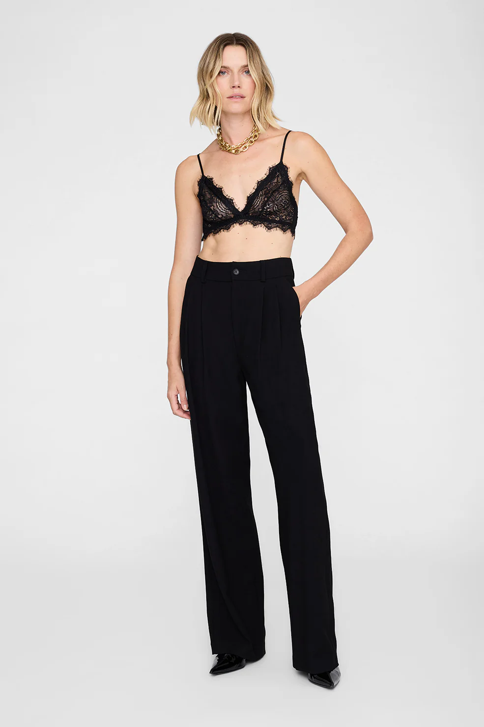 1091-lace-bra-with-trim-black-2.webp Lace Bra With Trim - Black