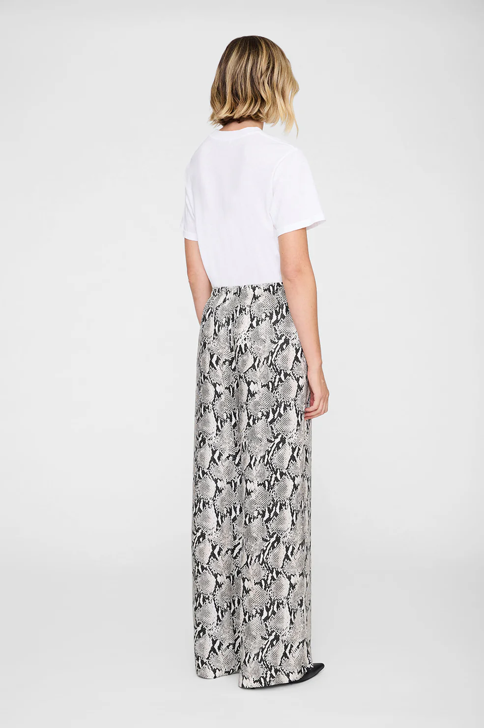 Roslyn Pant - Python
