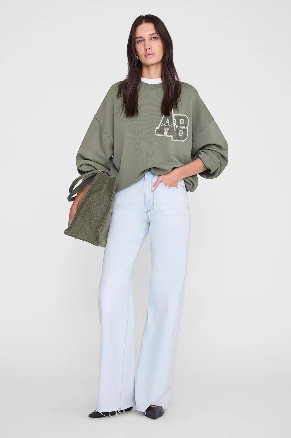 120-miles-sweatshirt-letterman-sage-1.webp Miles Sweatshirt Letterman - Sage