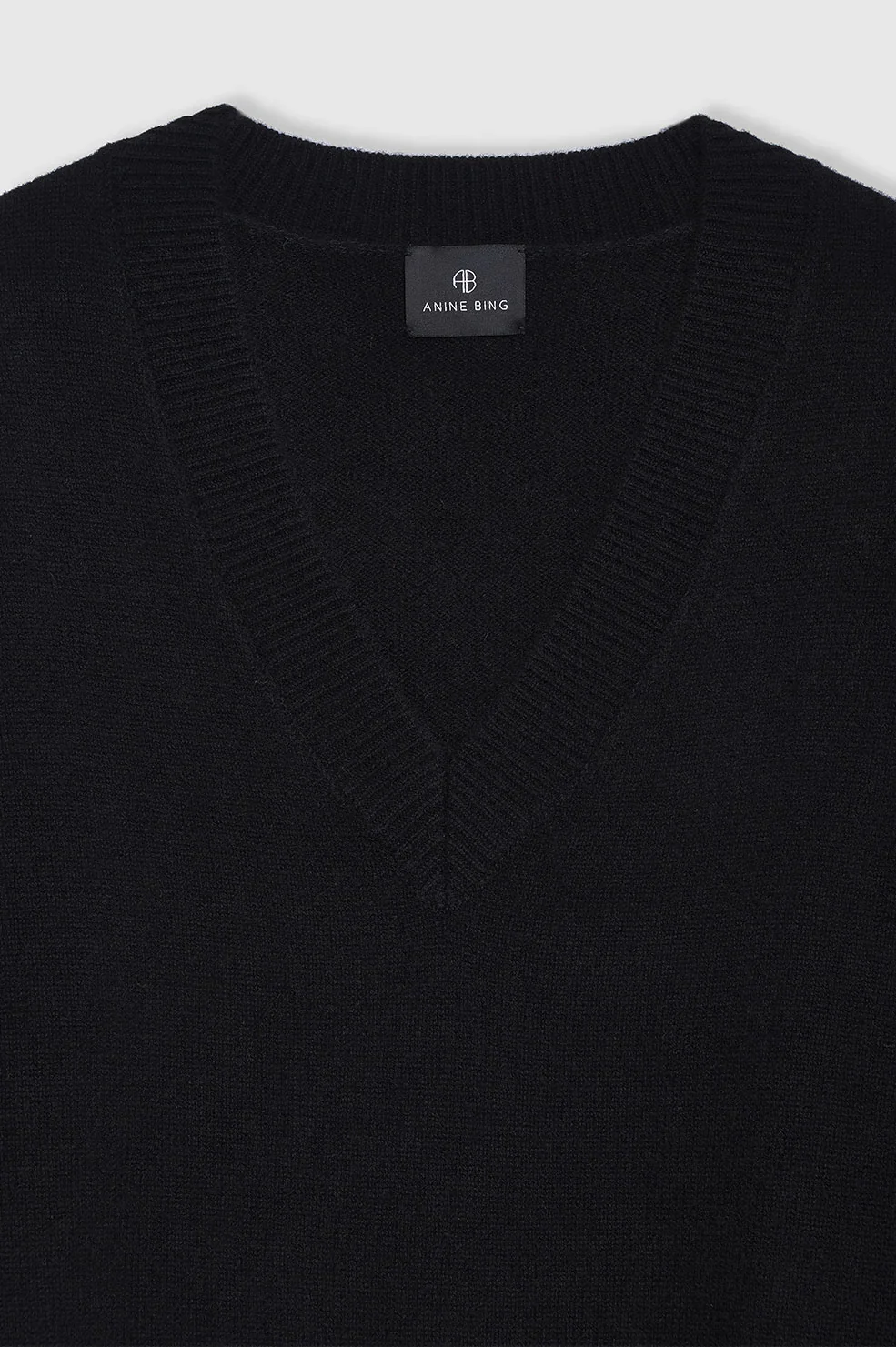 1850-lee-sweater-black-4.webp Lee Sweater - Black