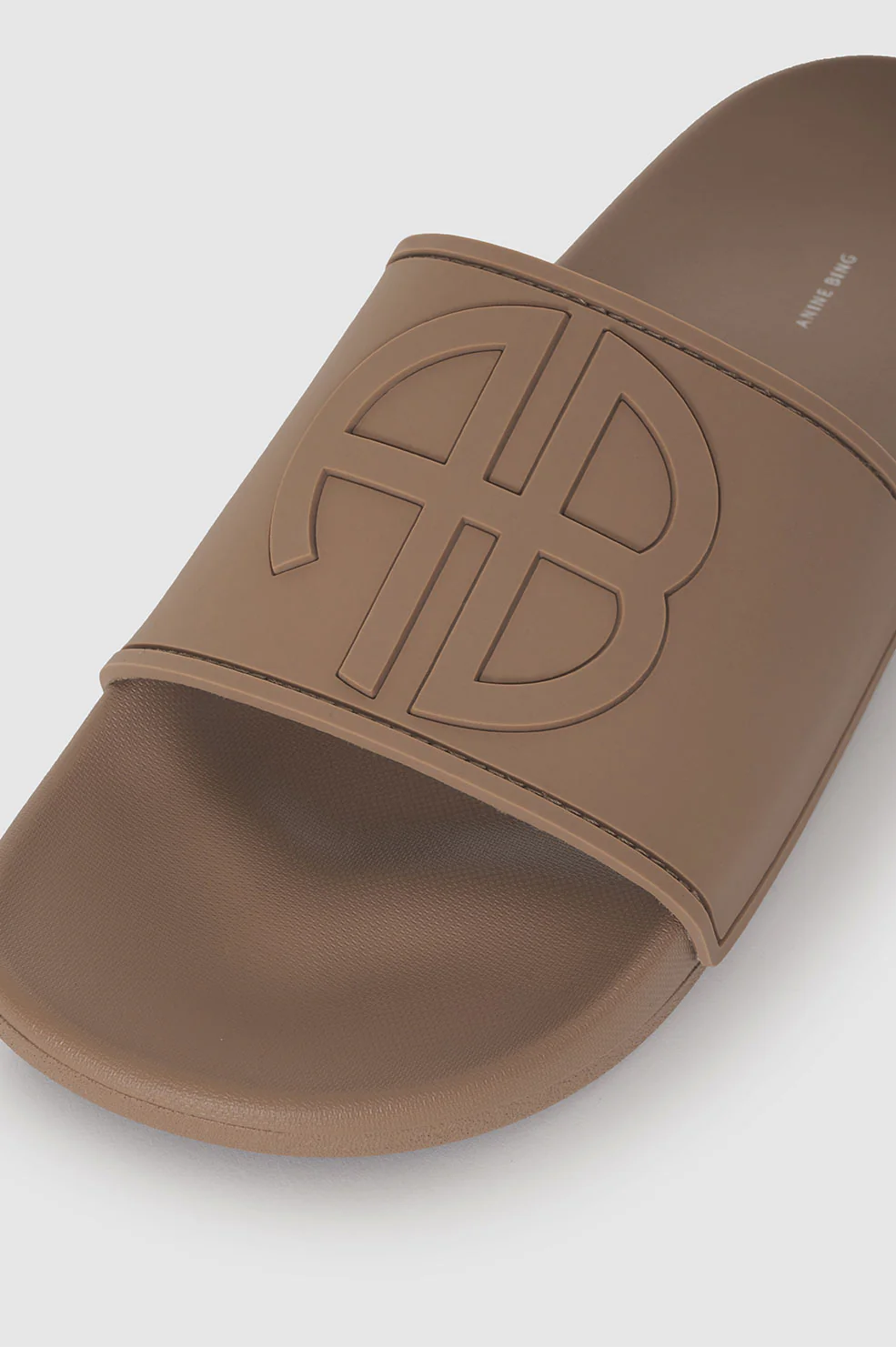 Isla Slides - Camel Monogram