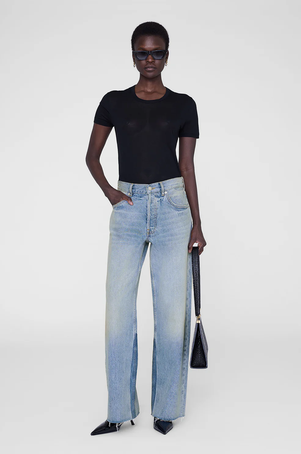 1905-sylvie-tee-black-1.webp Sylvie Tee - Black