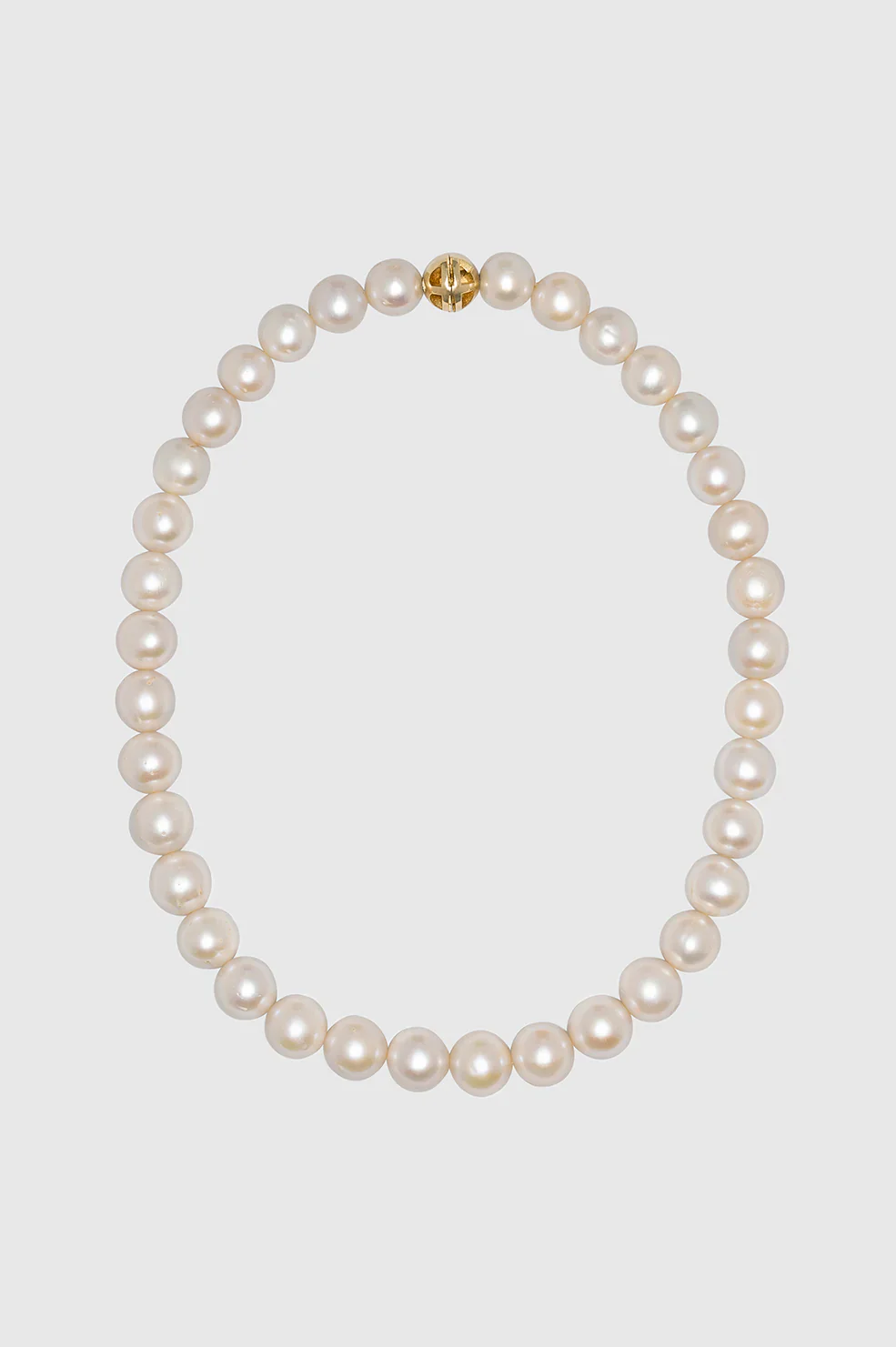 1933-classic-pearl-choker-14k-gold-1.webp Classic Pearl Choker - 14k Gold