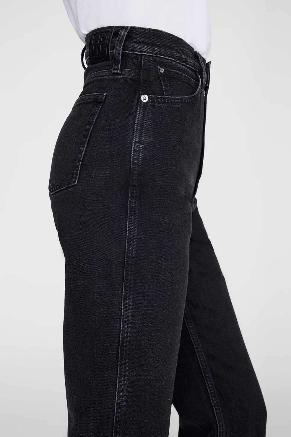 199-jane-jean-28-vintage-black-5.webp Jane Jean 28" - Vintage Black