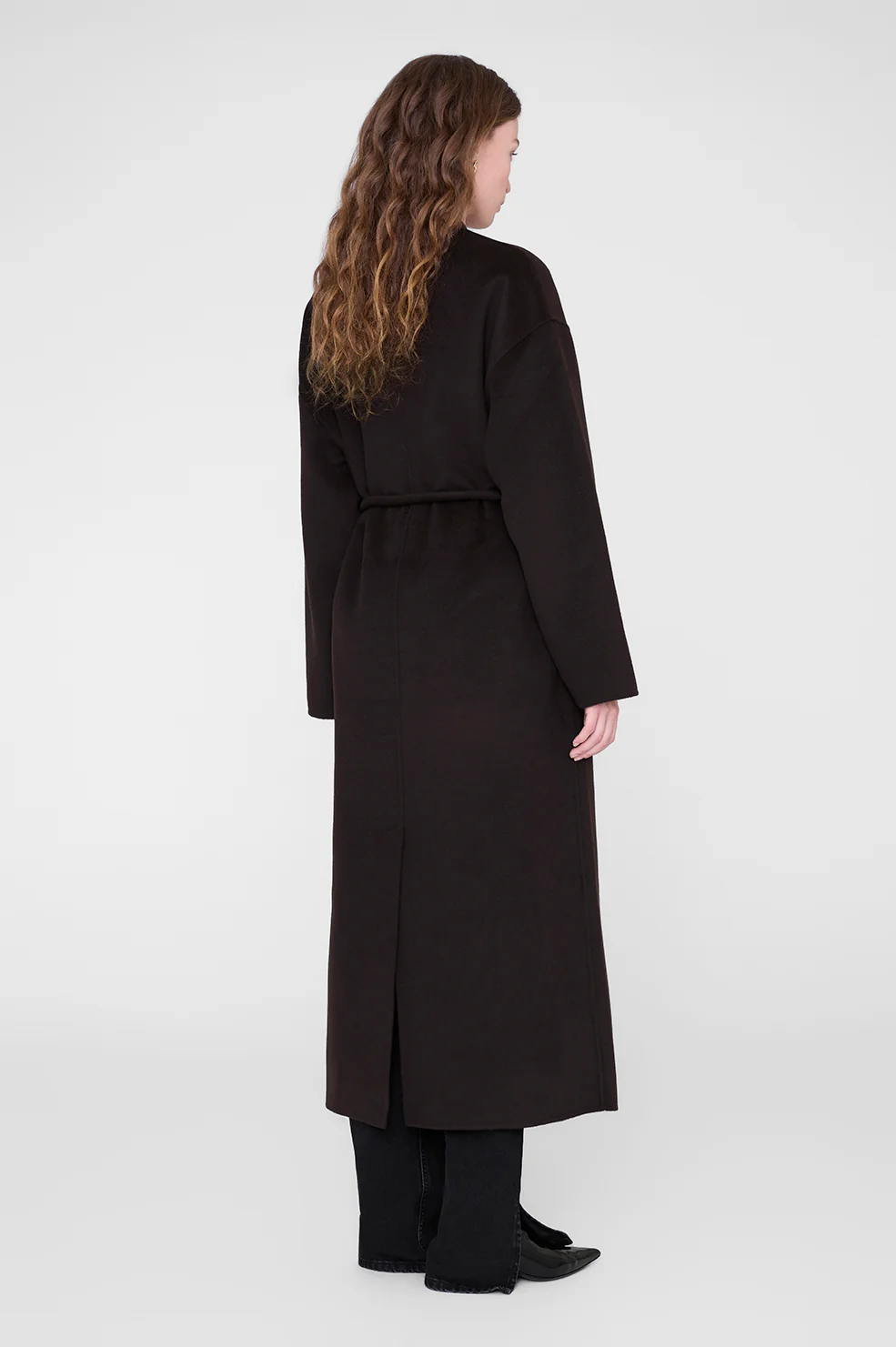2342-hunter-coat-deep-brown-2.webp Hunter Coat - Deep Brown