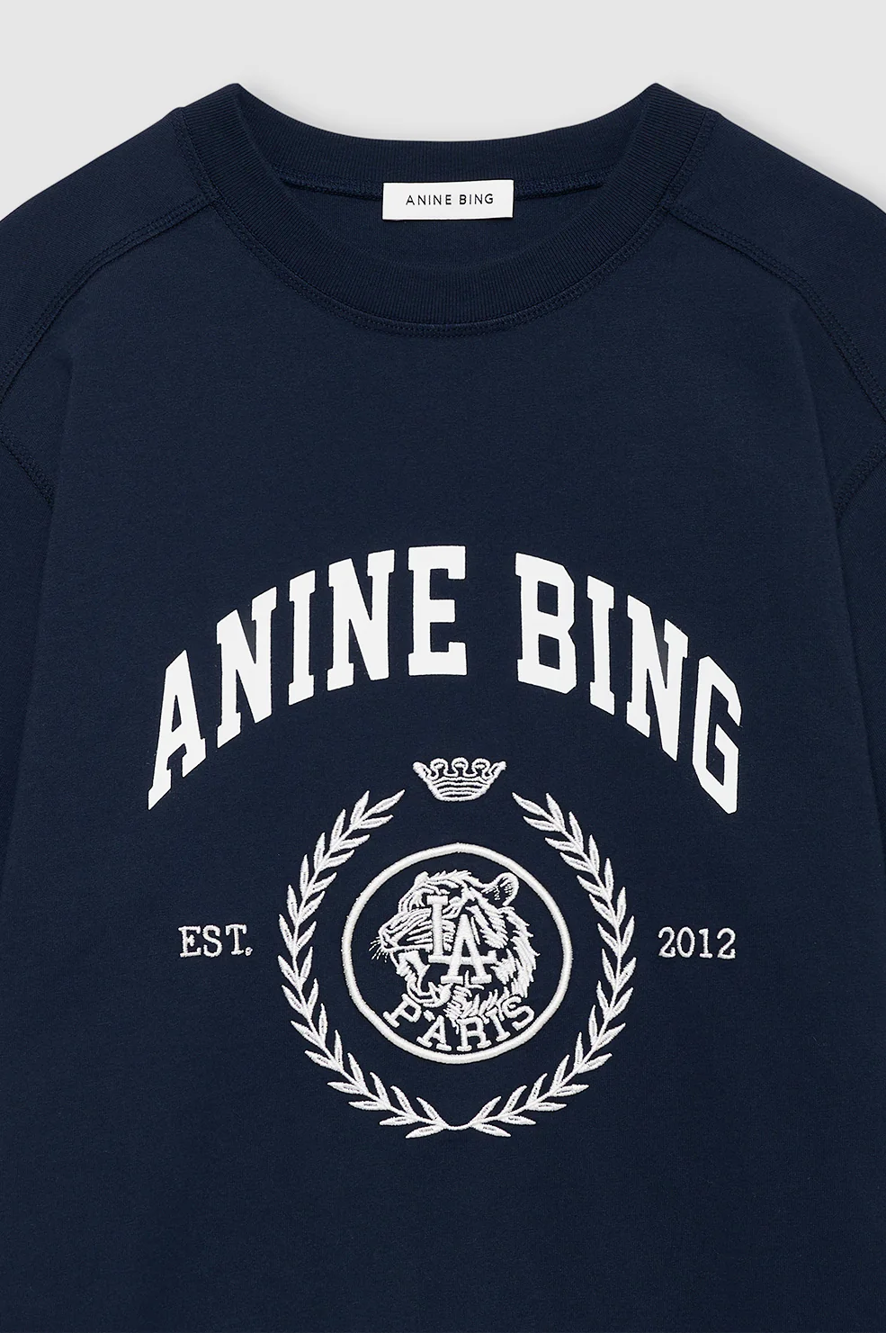 2415-jaylin-tee-collegiate-navy-4.webp Jaylin Tee Collegiate - Navy