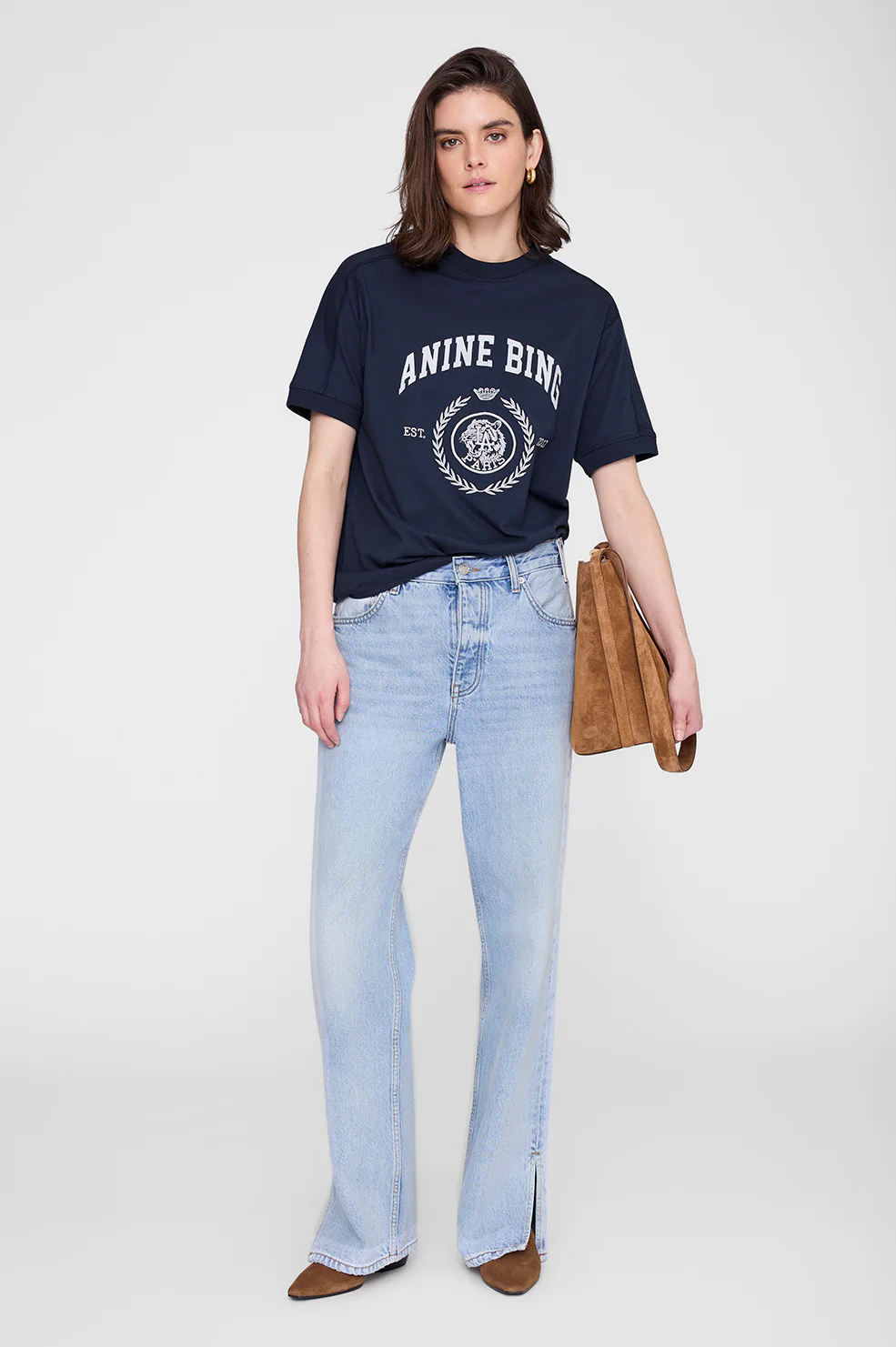 2415-jaylin-tee-collegiate-navy-5.webp Jaylin Tee Collegiate - Navy