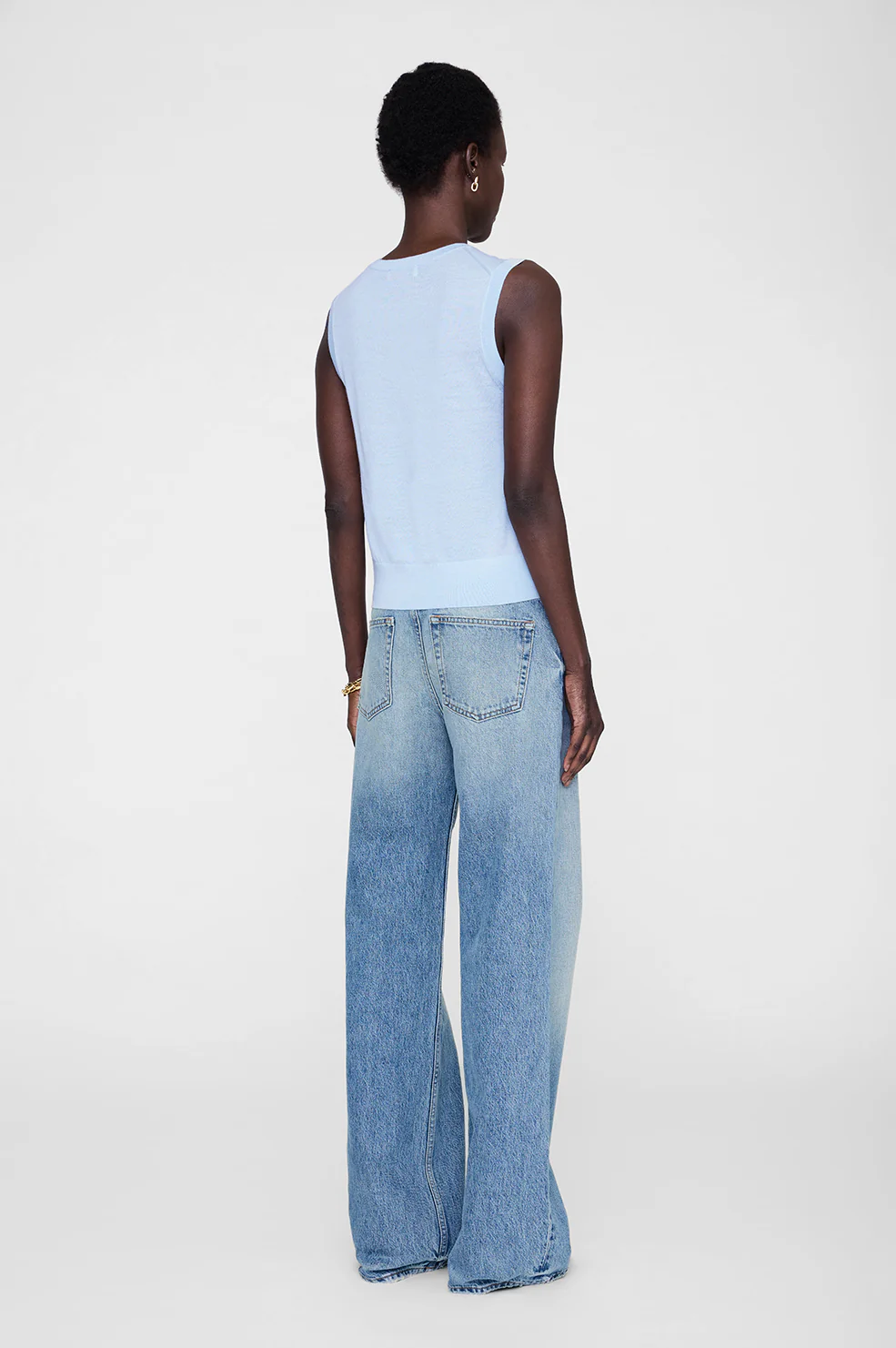 2998-moni-crop-tank-pale-blue-5.webp Moni Crop Tank - Pale Blue