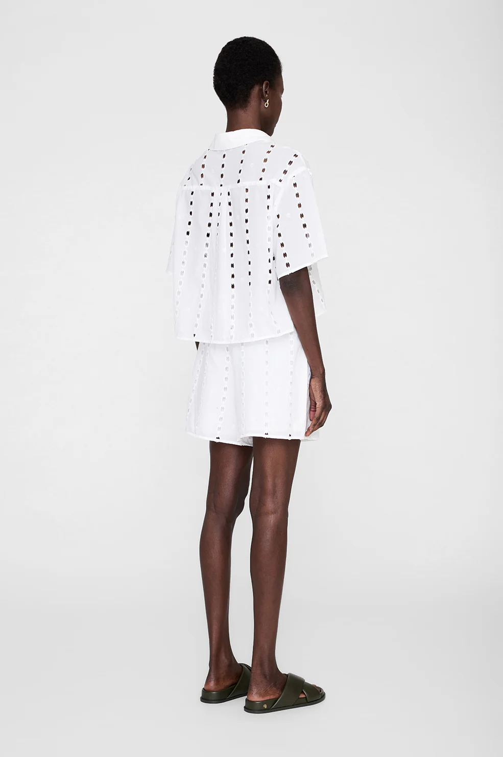 Kam Short - White