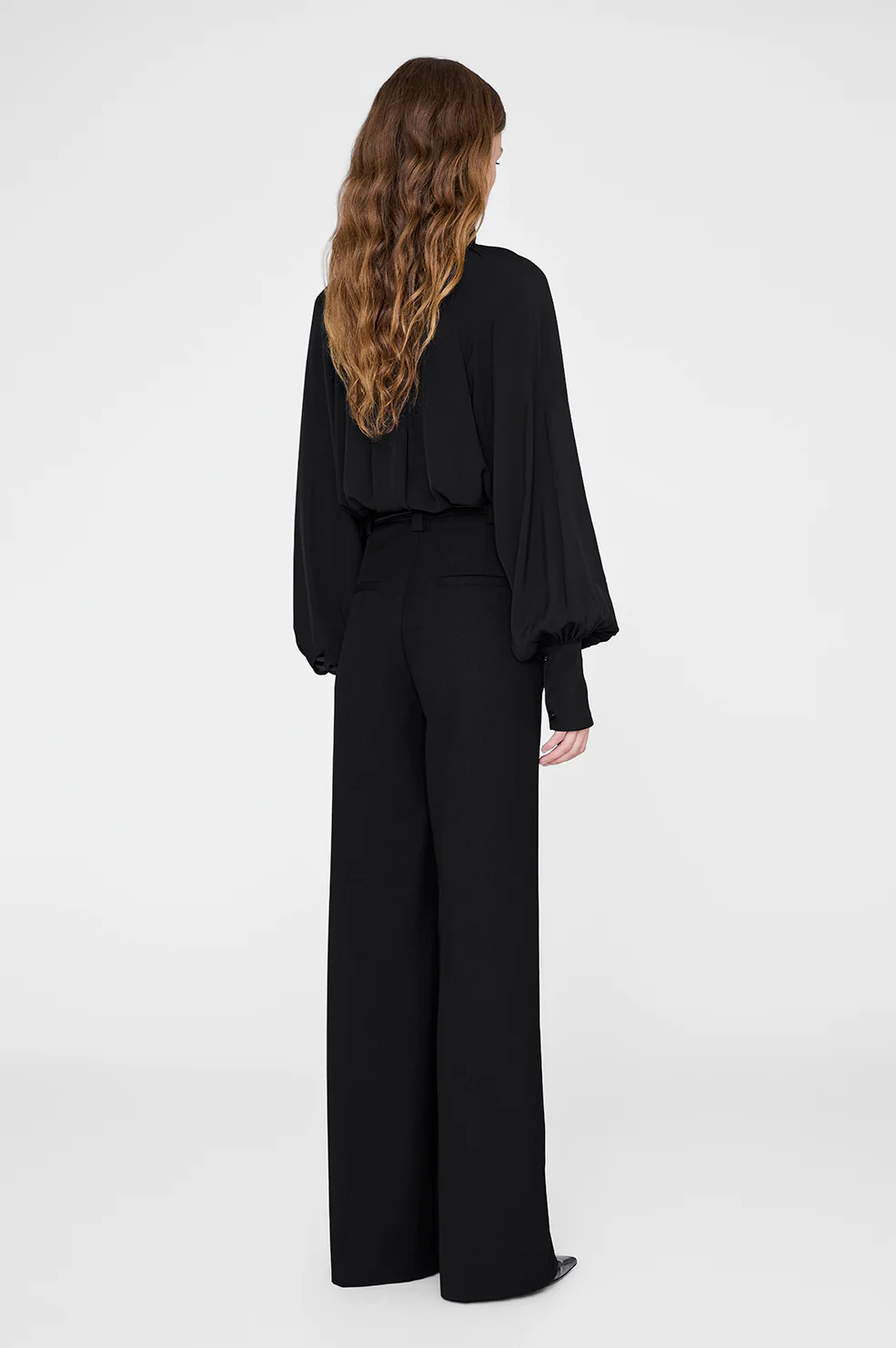3055-anne-top-black-2.webp Anne Top - Black