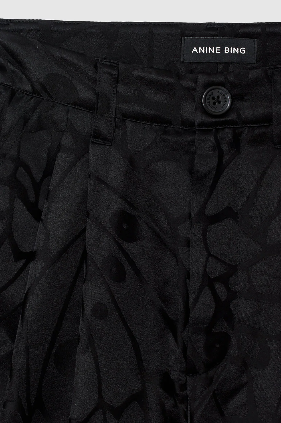 3295-carrie-short-black-butterfly-jacquard-4.webp Carrie Short - Black Butterfly Jacquard