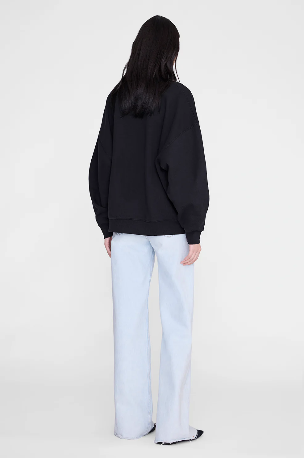 371-miles-sweatshirt-collegiate-vintage-black-5.webp Miles Sweatshirt Collegiate - Vintage Black