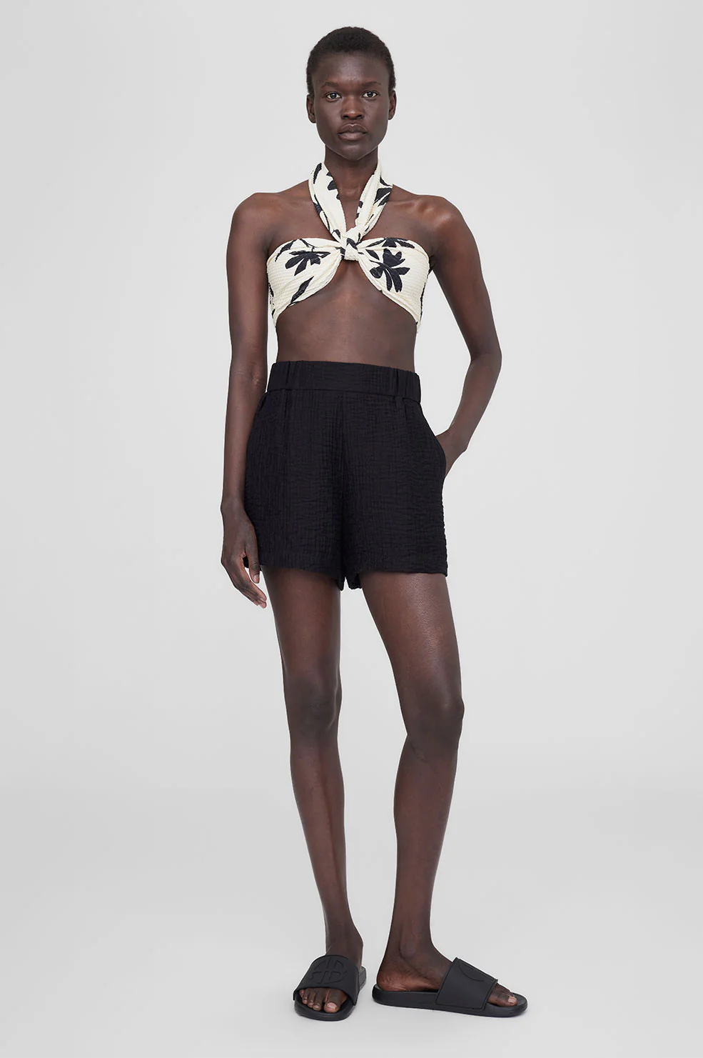 Koa Short - Black