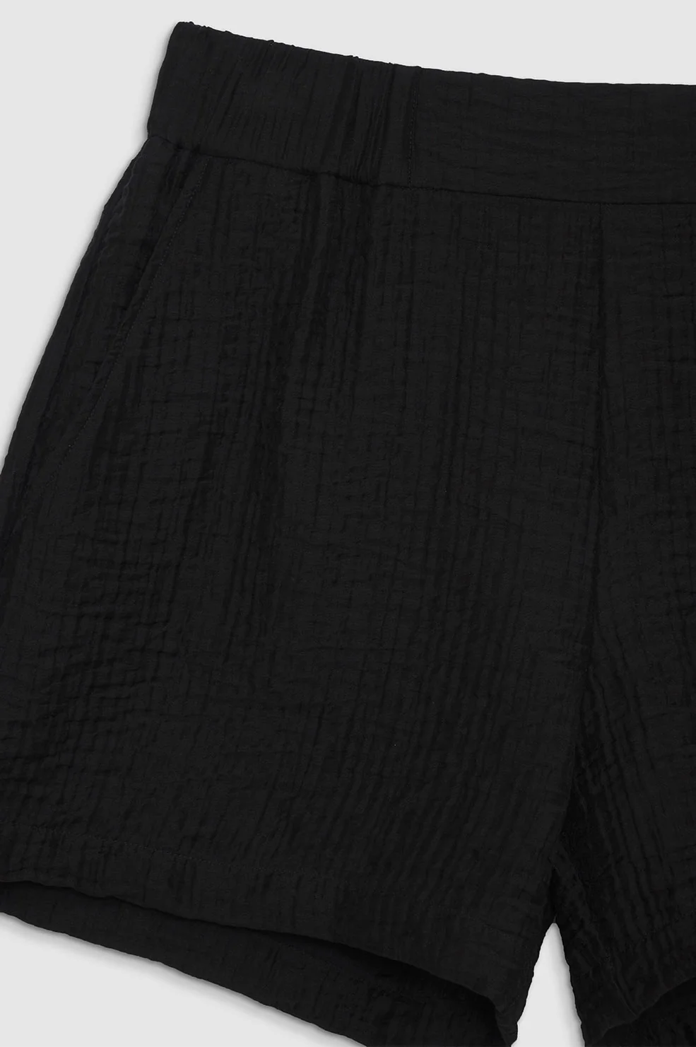 Koa Short - Black
