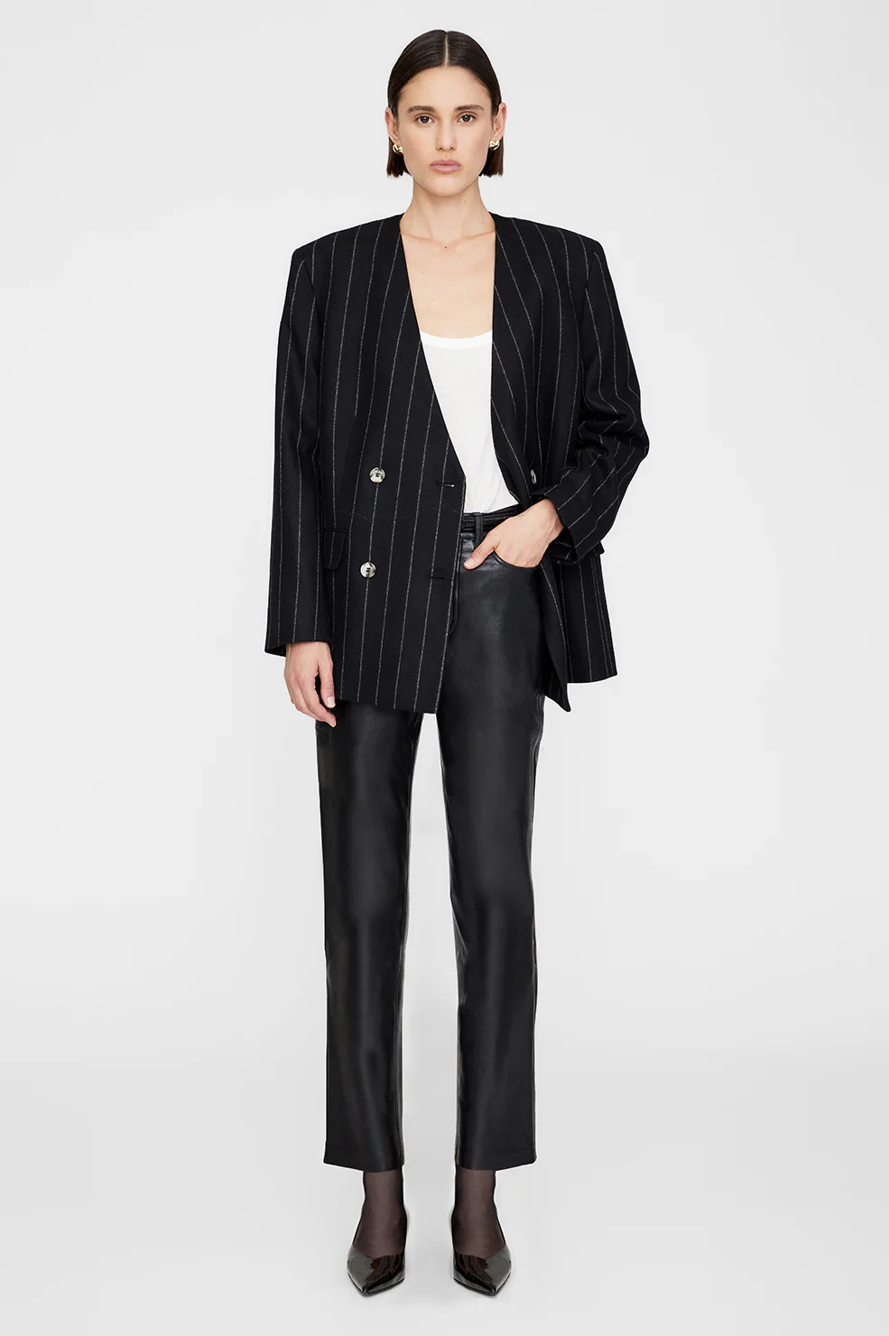 4047-maron-blazer-dark-grey-pinstripe-1.webp Maron Blazer - Dark Grey Pinstripe