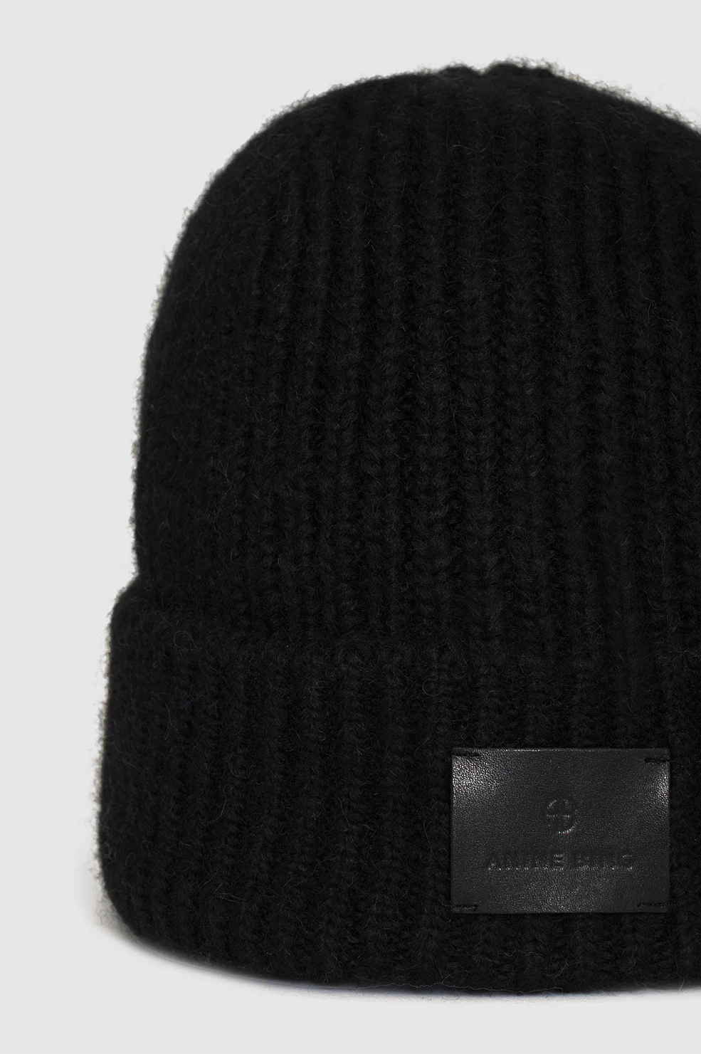 Elia Beanie - Black
