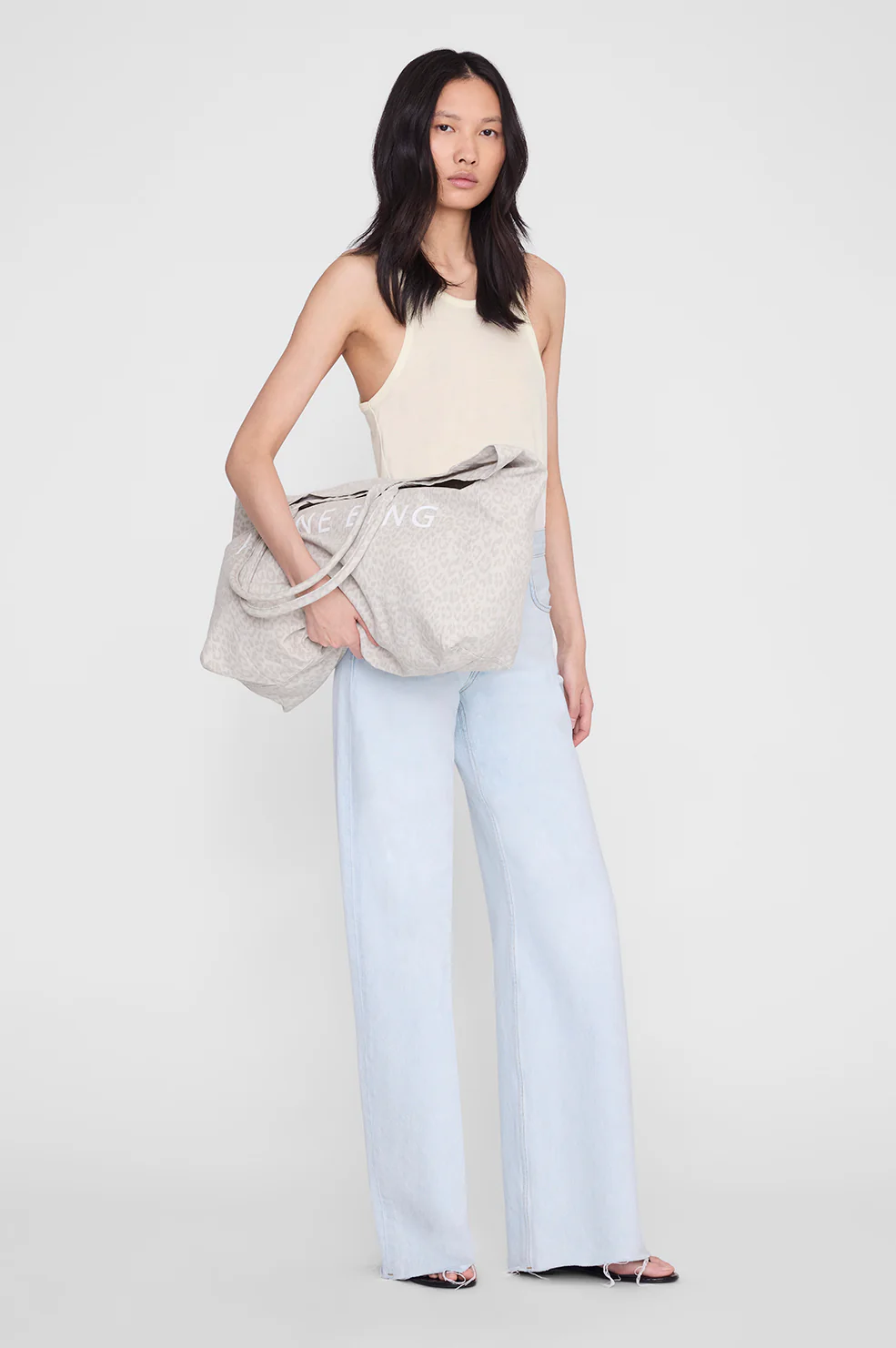 Leo Canvas Tote - Washed White Leopard