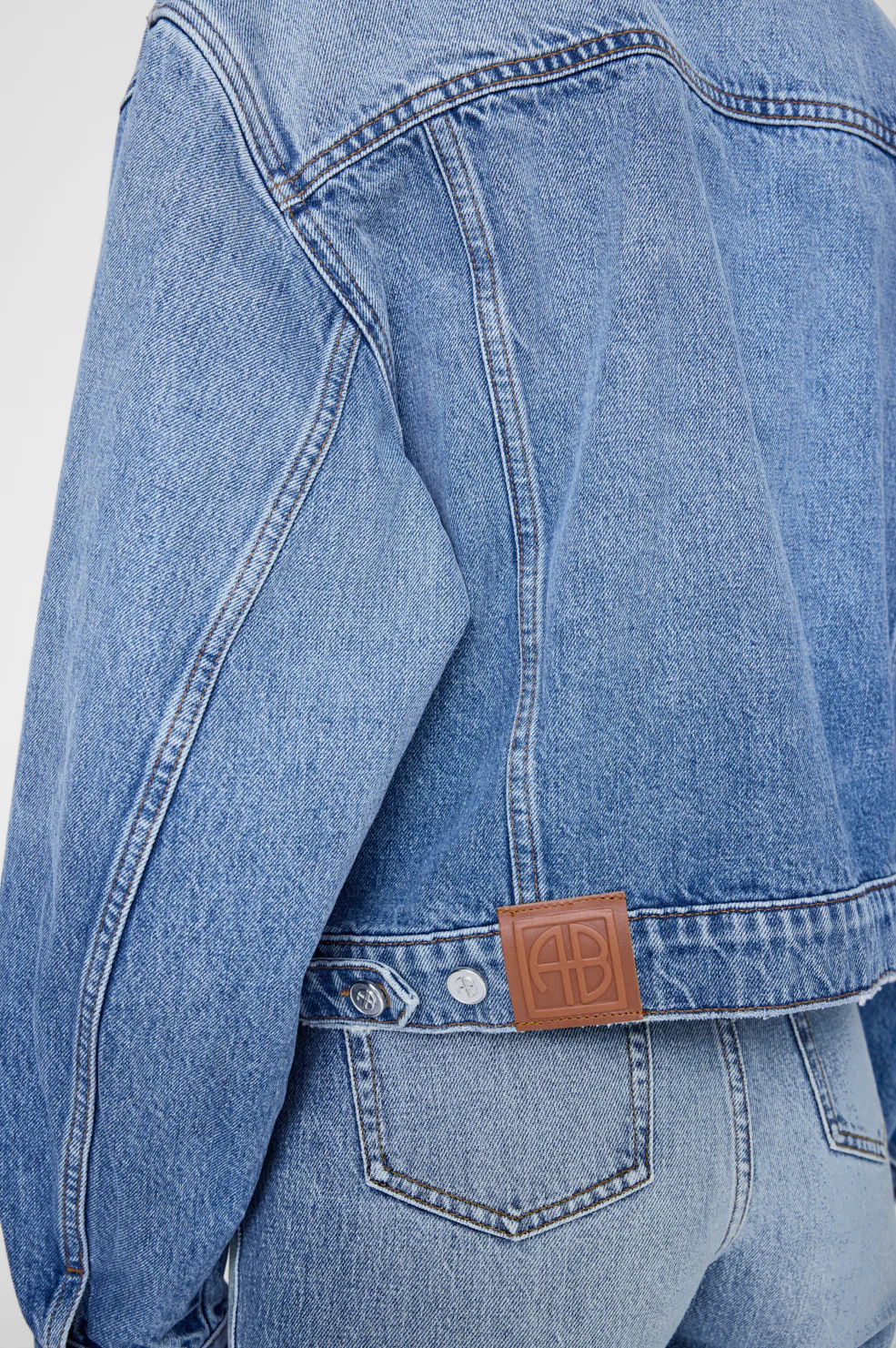 67-quincy-jacket-cascade-blue-5.webp Quincy Jacket - Cascade Blue