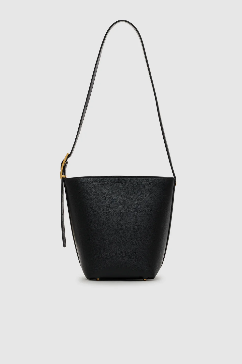 Elly Medium Bucket Bag Grained Leather - Black