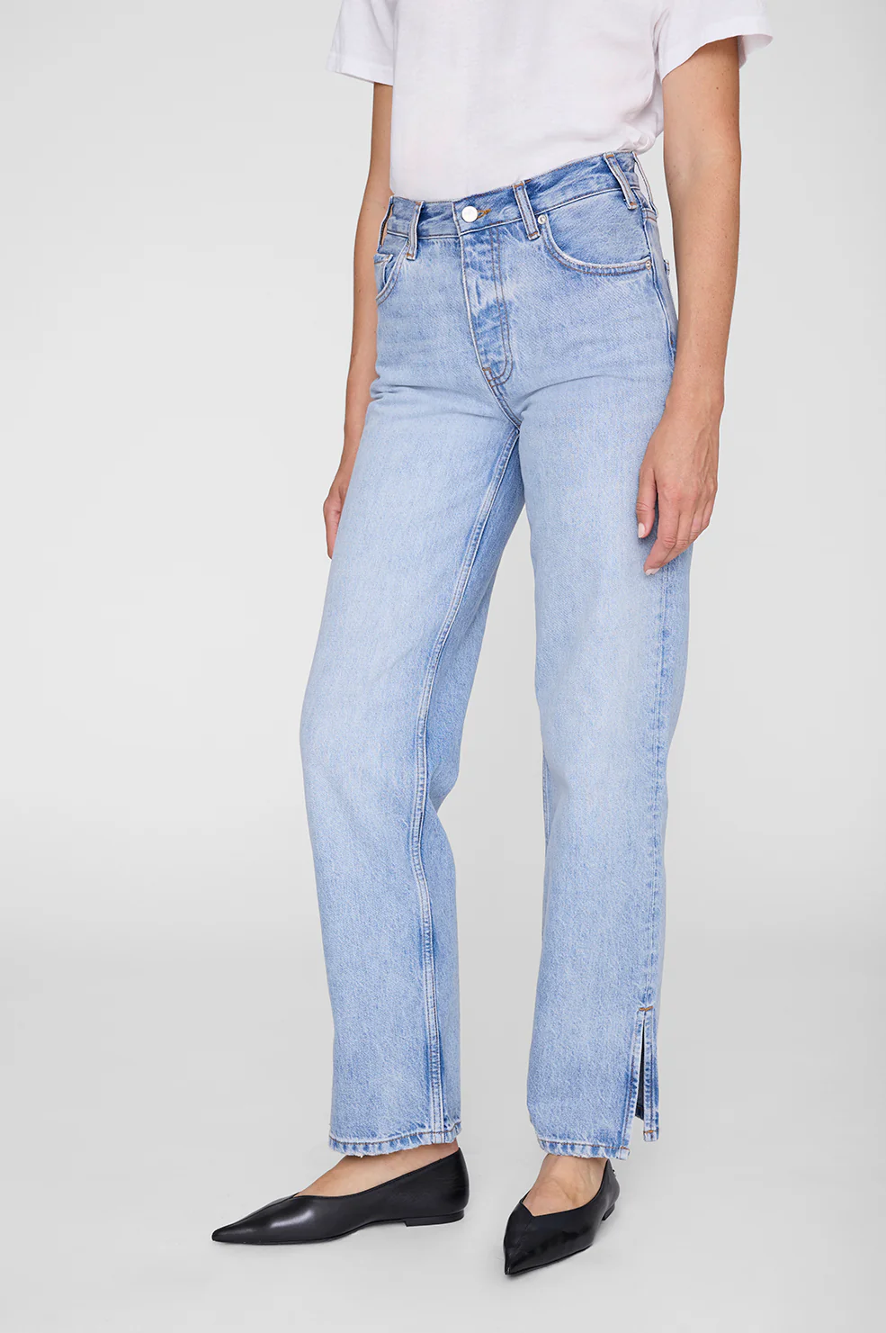 Roy Jean 31" - Blue Glow