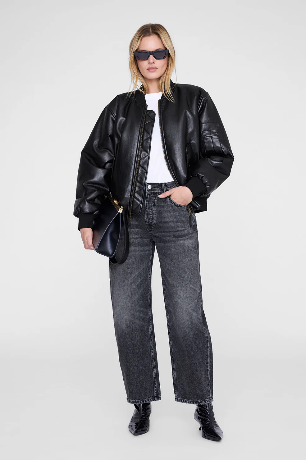 Leon Bomber - Black Recycled Leather