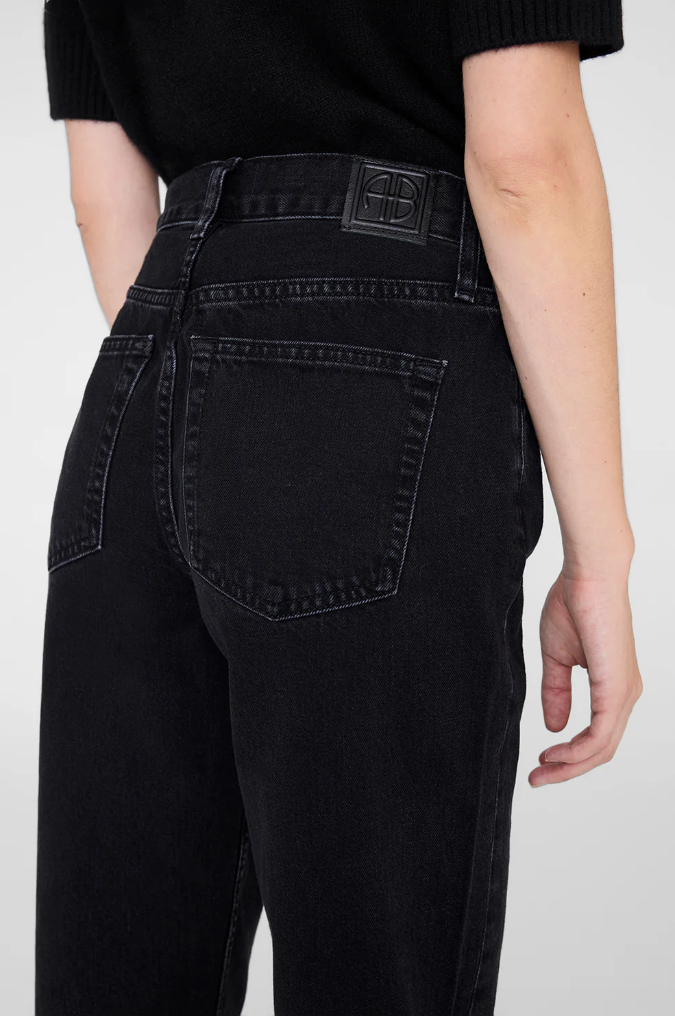 Roy Jean 34" - Vintage Black