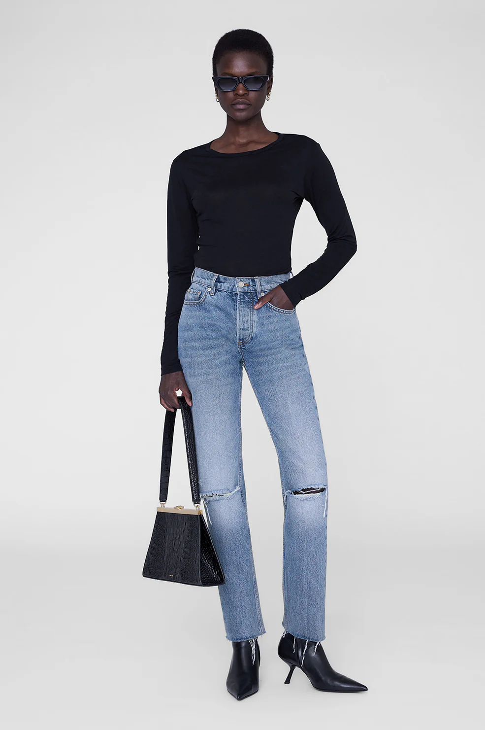 902-sylvie-long-sleeve-tee-black-1.webp Sylvie Long Sleeve Tee - Black